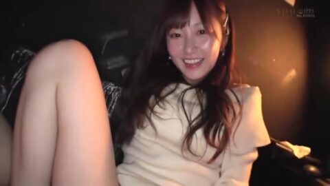 スレンダーな痴女お姉さんが濃厚フェラと激しいSEXで男を虜にする!